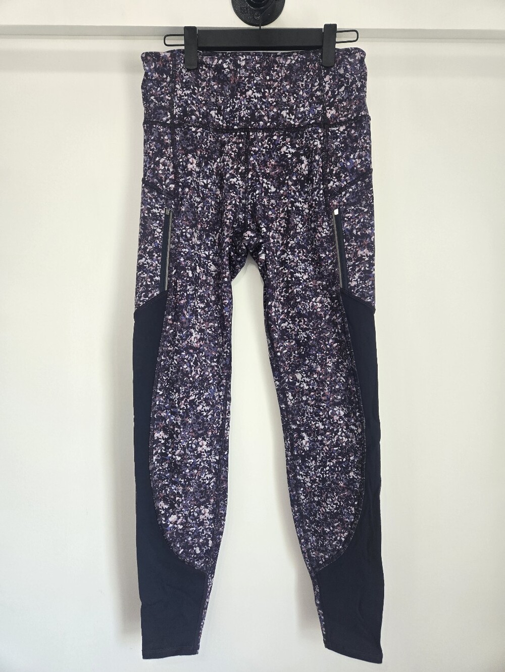 Athleta Rainier Printed Mesh Leggings Tight Purple Floral Pattern SMALL